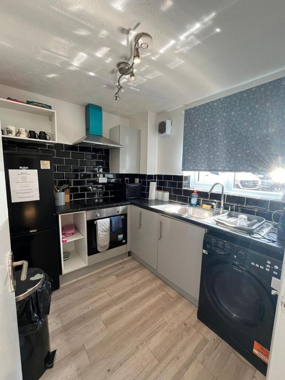 Stunning 1 Bedroom Apartment In Dagenham Zewnętrze zdjęcie