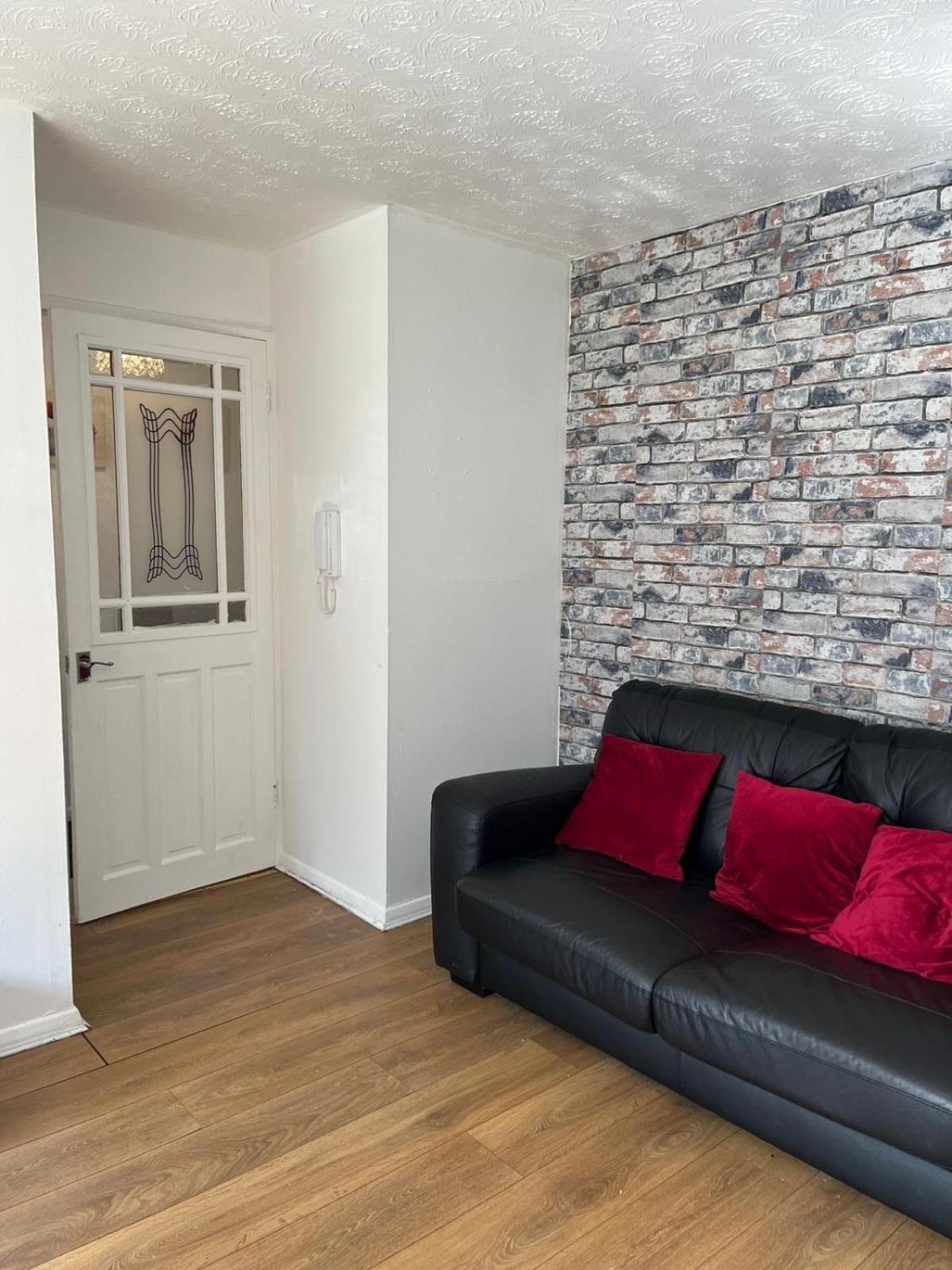 Stunning 1 Bedroom Apartment In Dagenham Zewnętrze zdjęcie